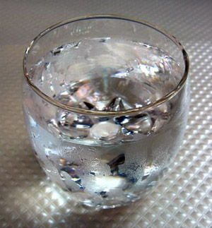 水